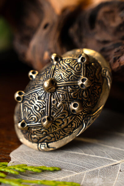 Turtle brooch Dublin - Celtic Webmerchant