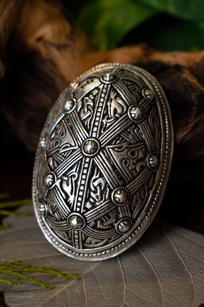 Shield spilla Oseberg, argentato, prezzo per pezzo - Celtic Webmerchant