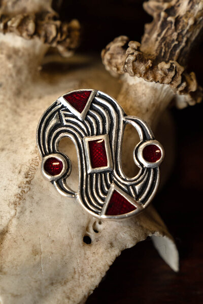 Merovingian S-fibula, forsølvede - Celtic Webmerchant
