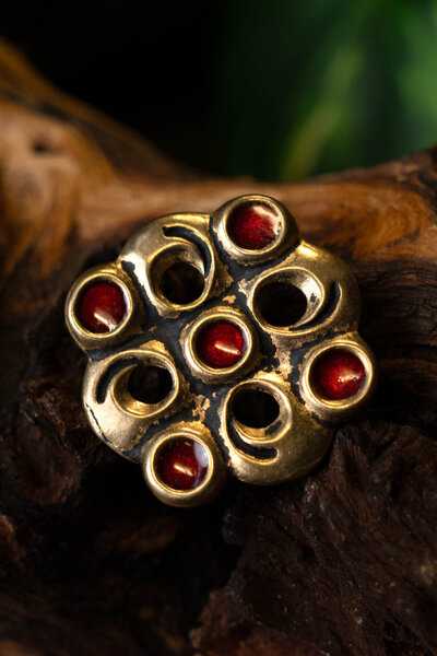 Merovingian cloisonne brosch - Celtic Webmerchant