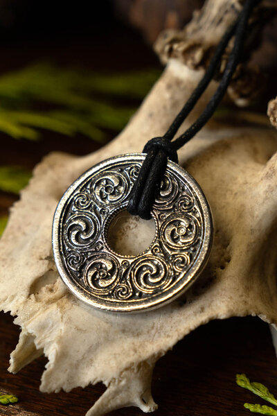 Disque Pendentif Livre de Kells - Celtic Webmerchant