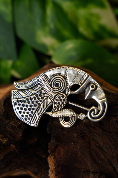 Germanic raven brooch Gotland, right, silvered - Celtic Webmerchant
