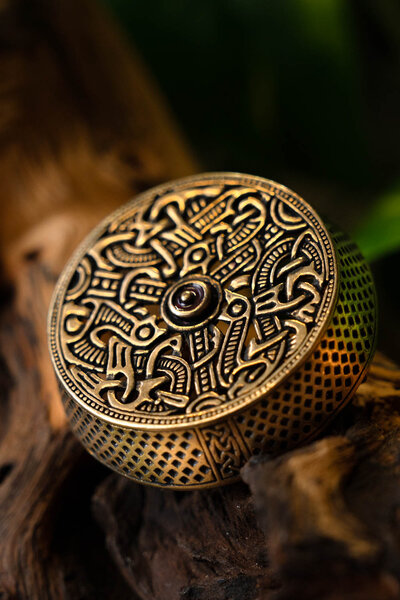 Gotland Trommel Brosche, Bronze - Celtic Webmerchant