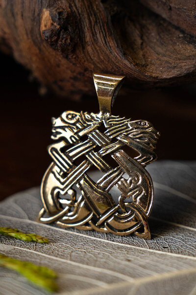 Ornamental de bronce perros Cú Chulainn - Celtic Webmerchant