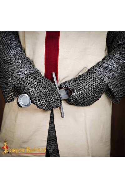 Chainmail mittens 13th-14th century, flat rings, round rivets - Celtic Webmerchant