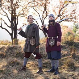 Winingas mit Rabenfibeln, Fischgrätenmuster - Celtic Webmerchant