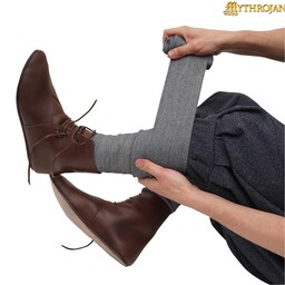 Winingas con fibule a forma di corvo, motivo a spina di pesce - Celtic Webmerchant