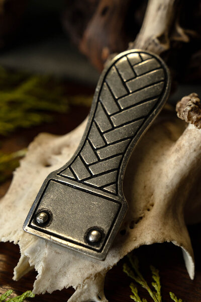 Belt fitting Big Migration, silvered bronze - Celtic Webmerchant