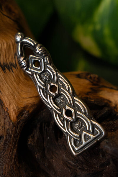 Birka pas koniec styl Borre, posrebrzane - Celtic Webmerchant