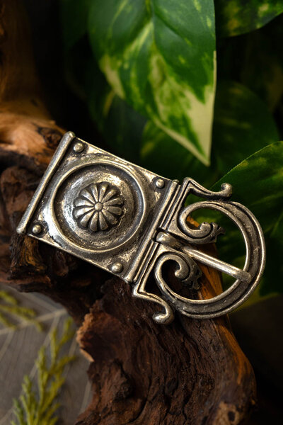 fibbia romana, 1 ° secolo dC, argentato - Celtic Webmerchant