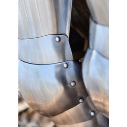 Avant upper leg armor - Celtic Webmerchant