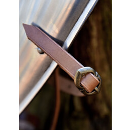 Avant upper leg armor - Celtic Webmerchant
