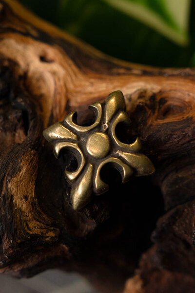 Medieval lily (set of 5 pieces), bronze - Celtic Webmerchant