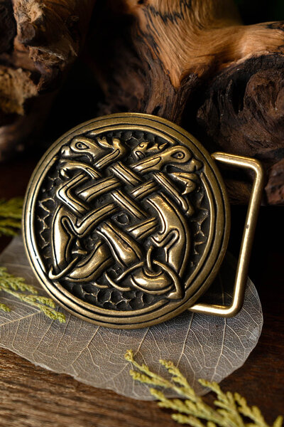 Hebilla medieval perros celta - Celtic Webmerchant