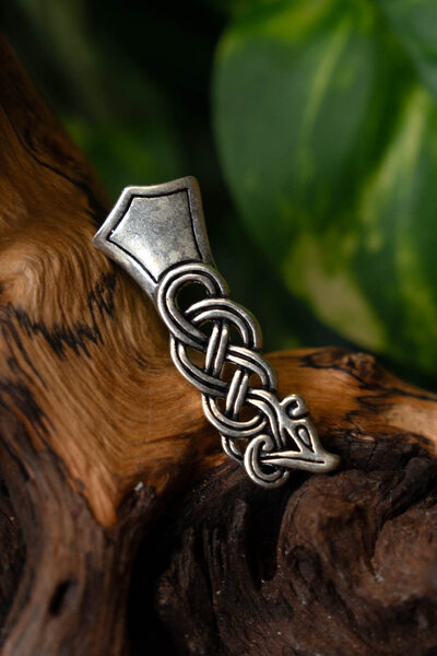 Rusvik belt fitting, silvered - Celtic Webmerchant