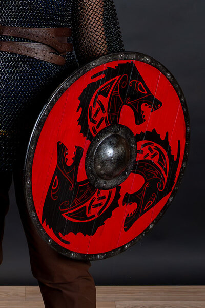 Escudo vikingo fafnir - Celtic Webmerchant