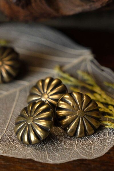 Medieval Rosette Gürtelbeschlag (Satz von 5 Stück), Messing - Celtic Webmerchant