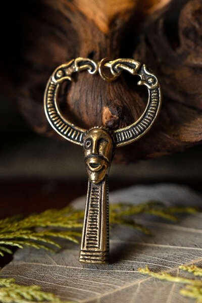 Vikingevedhæng hornet Odin - Celtic Webmerchant