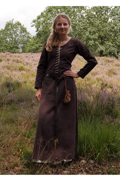 Cotehardie Christina, marrone - Celtic Webmerchant