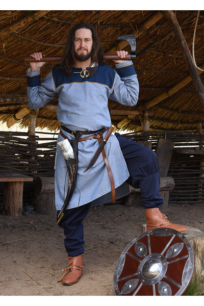 Thorsberg tuniek vissengraatmotief, blauw - Celtic Webmerchant