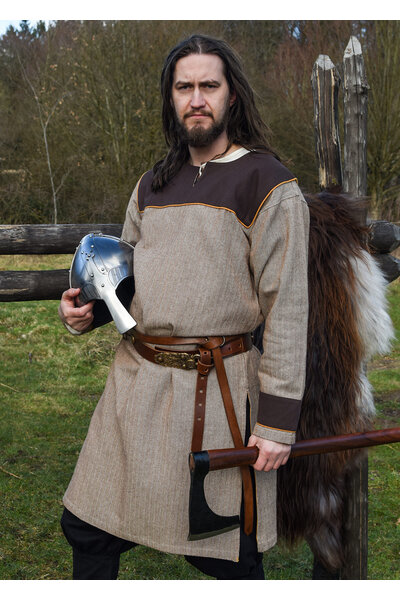 Thorsberg tunika fiskbens motiv, brun - Celtic Webmerchant