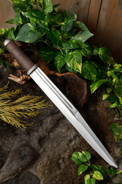 Viking Seax gotowy do bitwy - Celtic Webmerchant