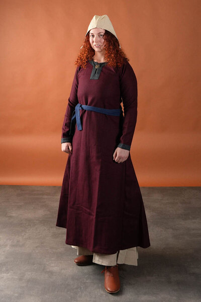 Wollene Vikingkleid Siggi, weinrot - Celtic Webmerchant