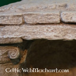 Roman lararium (house altar) - Celtic Webmerchant