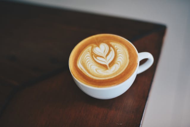 Wat is het verschil tussen caffè latte, latte macchiato, cappuccino en café au lait?