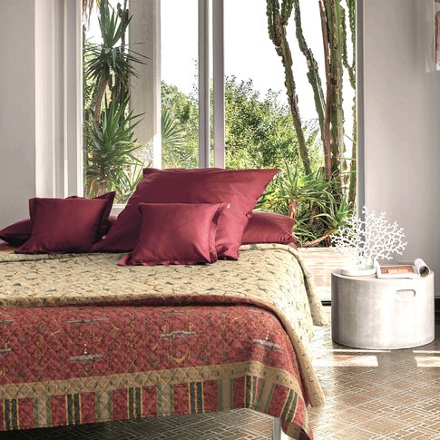 Bassetti  Tagesdecke | OPLONTIS v8 Rot  (LC) | 100% Baumwolle