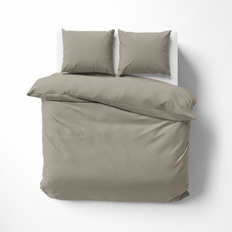 Lorena Bettwäsche & Kissenbezüge Satin bed linen | Solid color 43 pebble | 100% cotton Lorena Bettwäsche & Kissenbezüge Satin bed linen | Solid color 43 pebble | 100% cotton