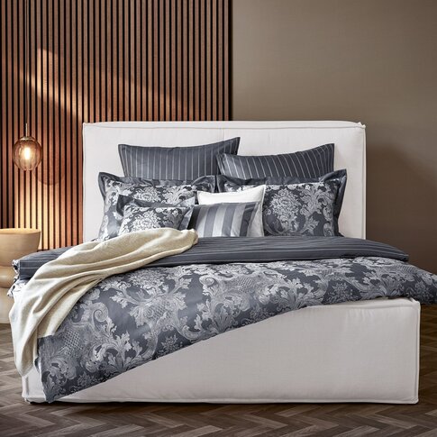 Curt Bauer Bettwäsche  LOUIS XIV col. 1146 schattengrau  |135/200, 40/80 cm