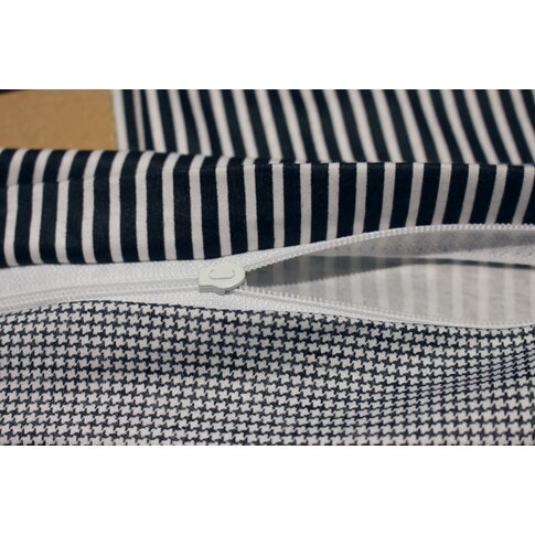 Doris Meyer  Doris Meyer | Interlock jersey | Striped houndstooth | black and white