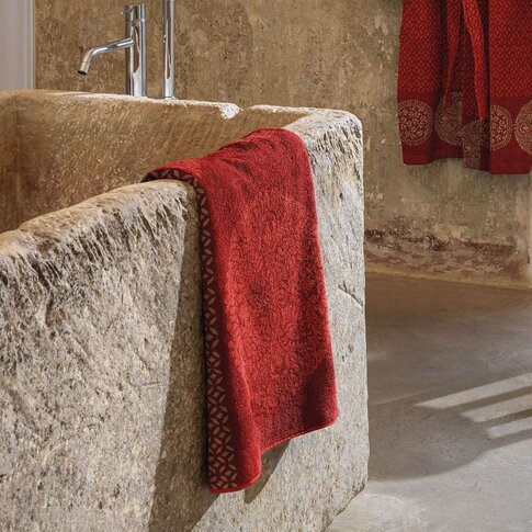 Bassetti  Terry cloth towels for the bathroom | PALLAVICINO R1 red