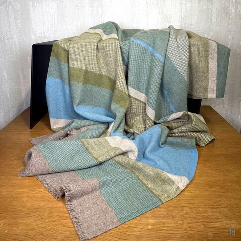 coastland  Wolldecke - FreeFlowMind | horizont-lichtgrün | 145/200 cm