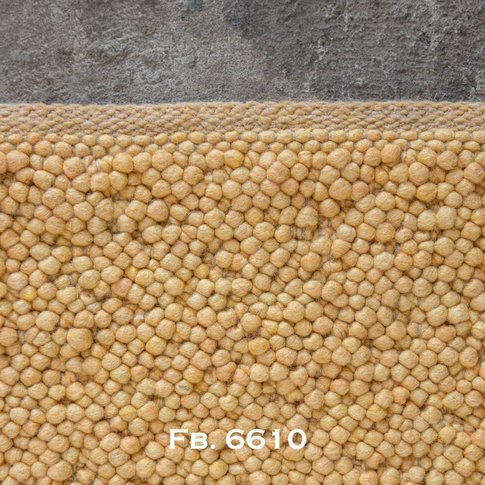 Tisca Tisca handwoven carpet | Olbia/Orlando KARIBU