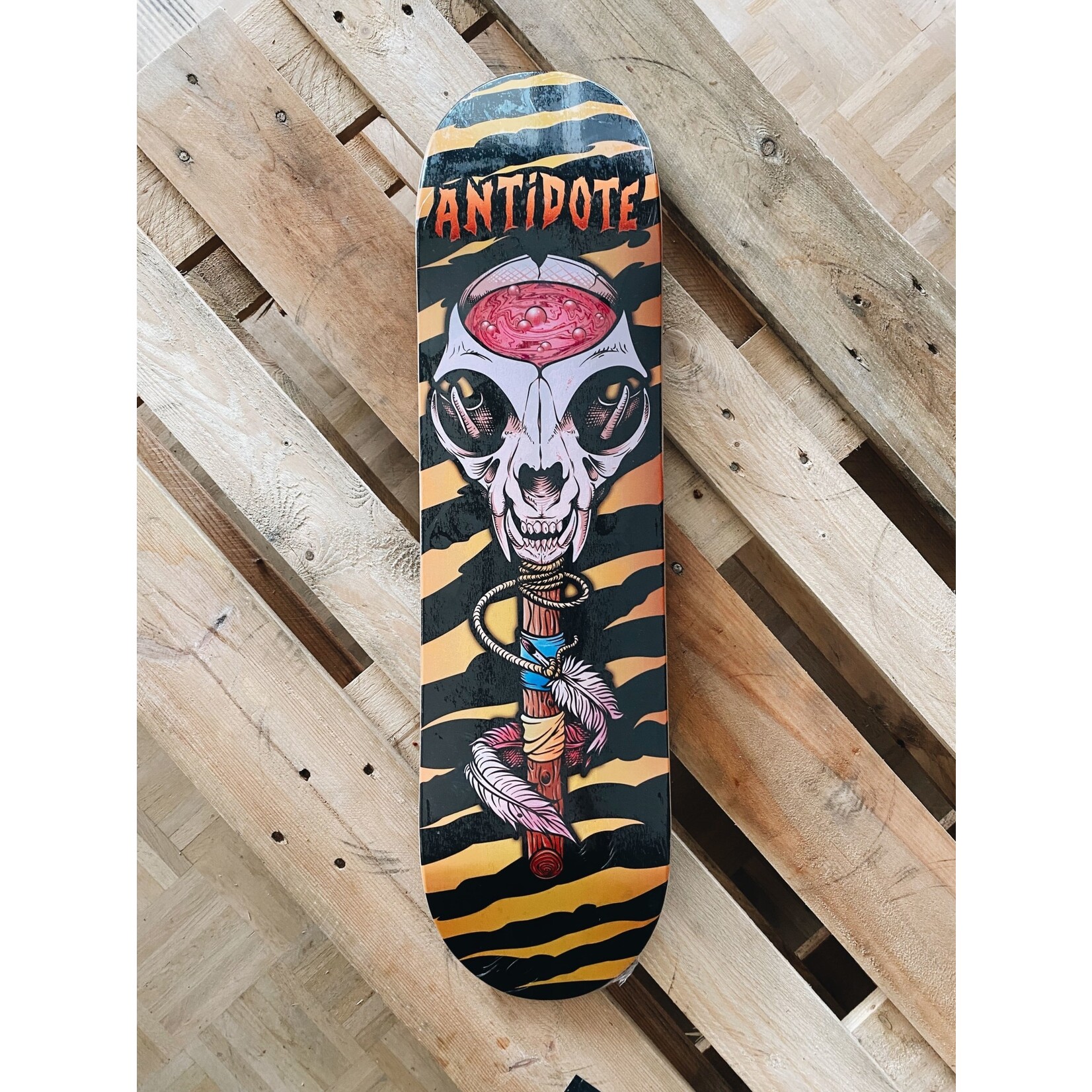 ANTIDOTE ANTIDOTE Skull Deck 8.125