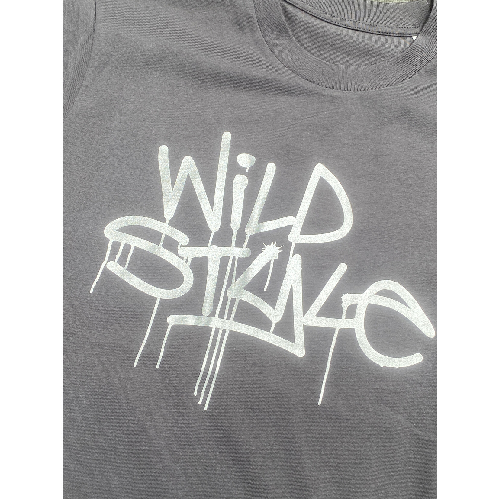 WILD STYLE WILD STYLE LOGO TEE ANTHRACITE SILVER