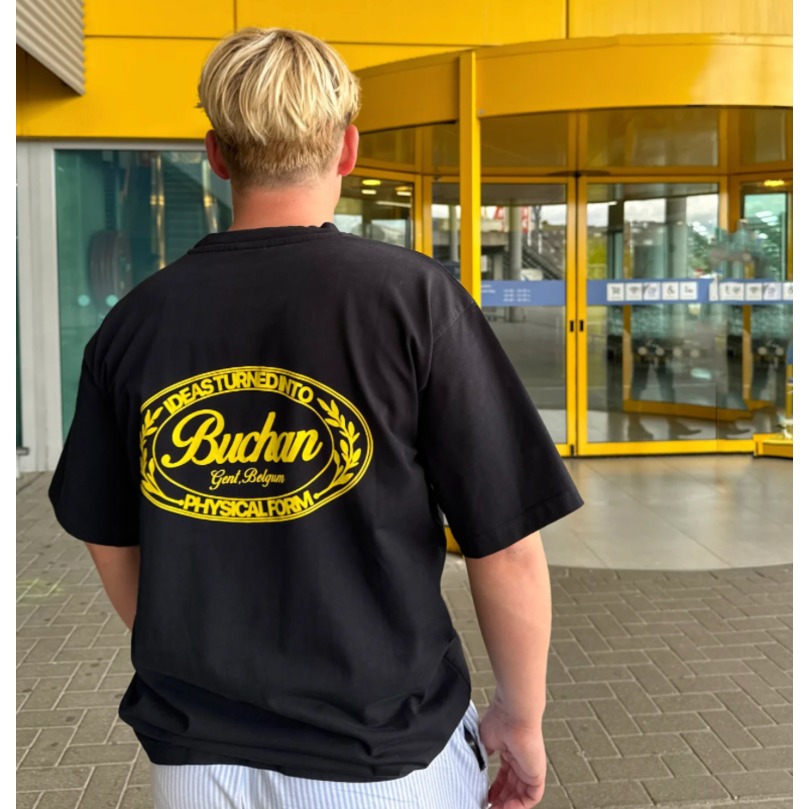 BUCHAN BUCHAN Victory Tee - Black