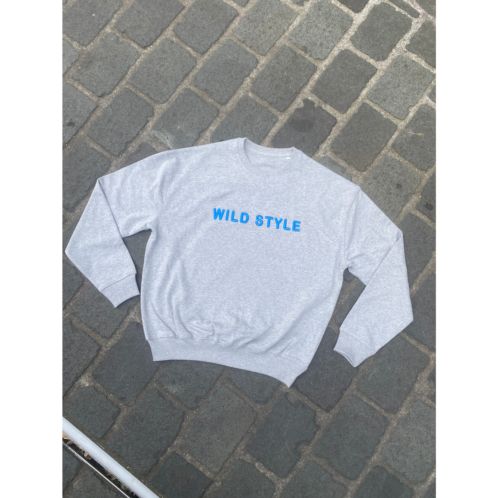 WILD STYLE WILD STYLE BOLD CREWNECK GREY