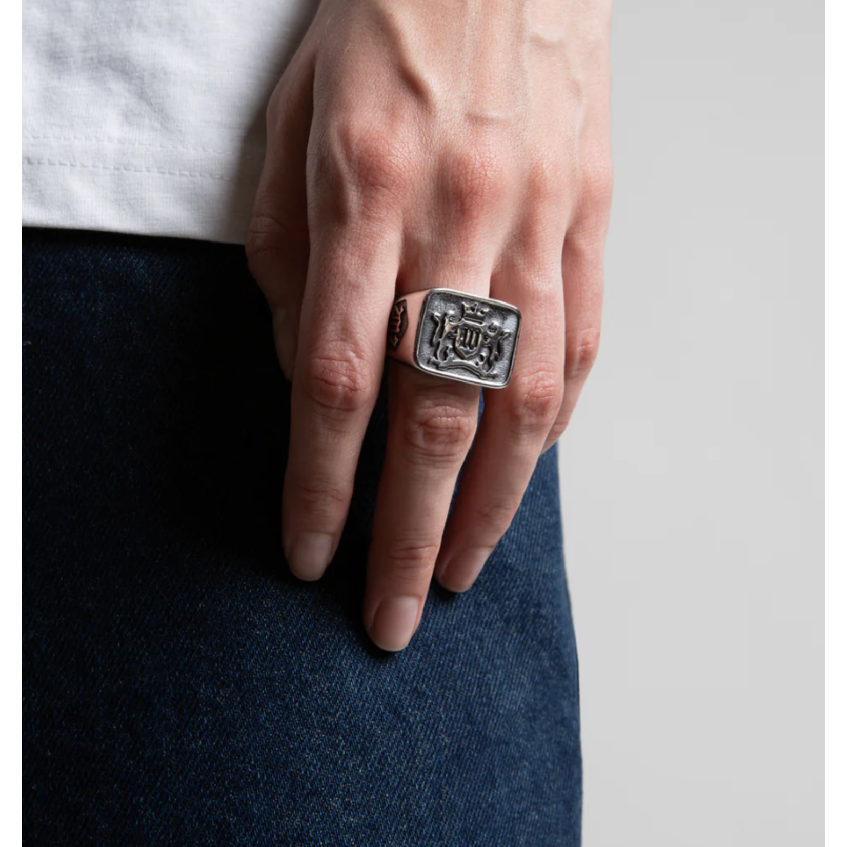 WASTED PARIS WASTED PARIS CREST RING SILVER