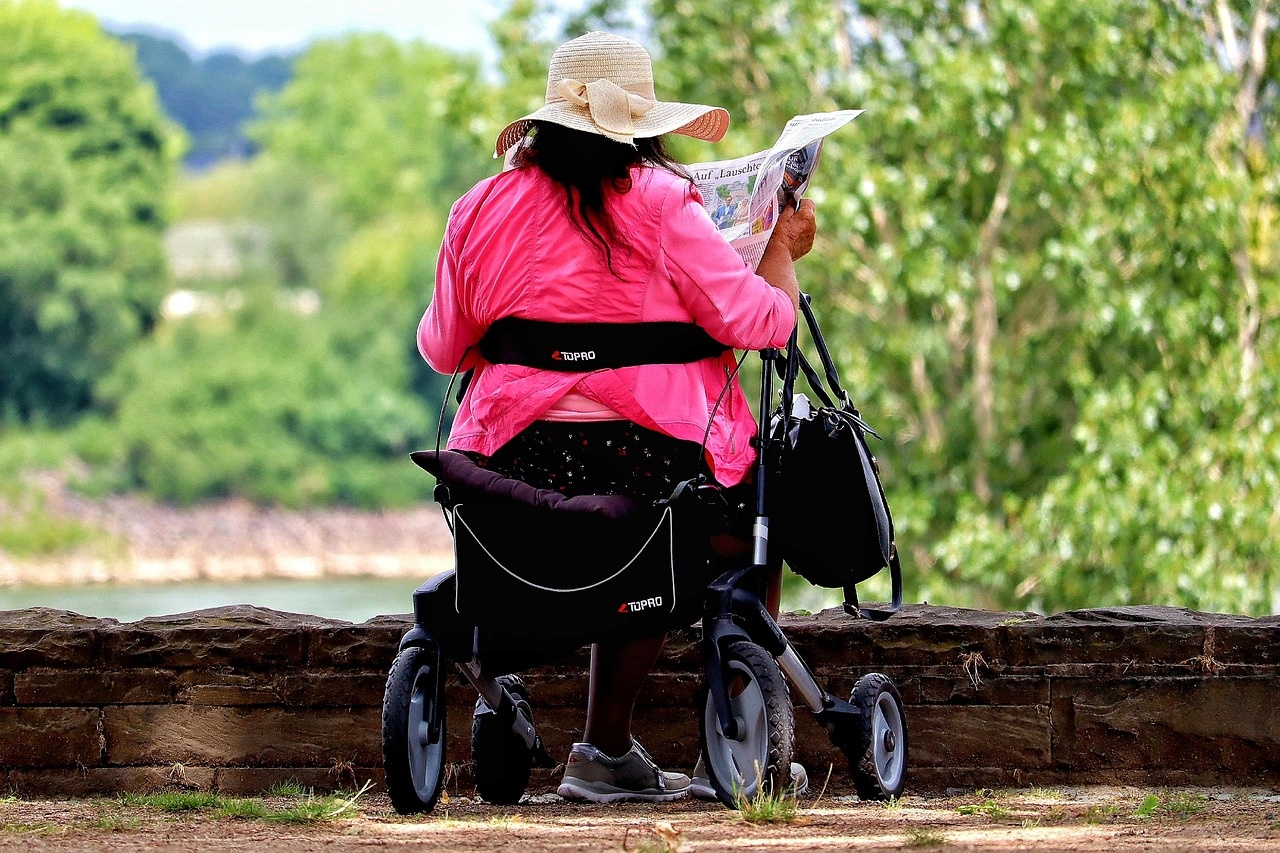 Rollator met onderarmschalen kopen? Tips & Uitleg