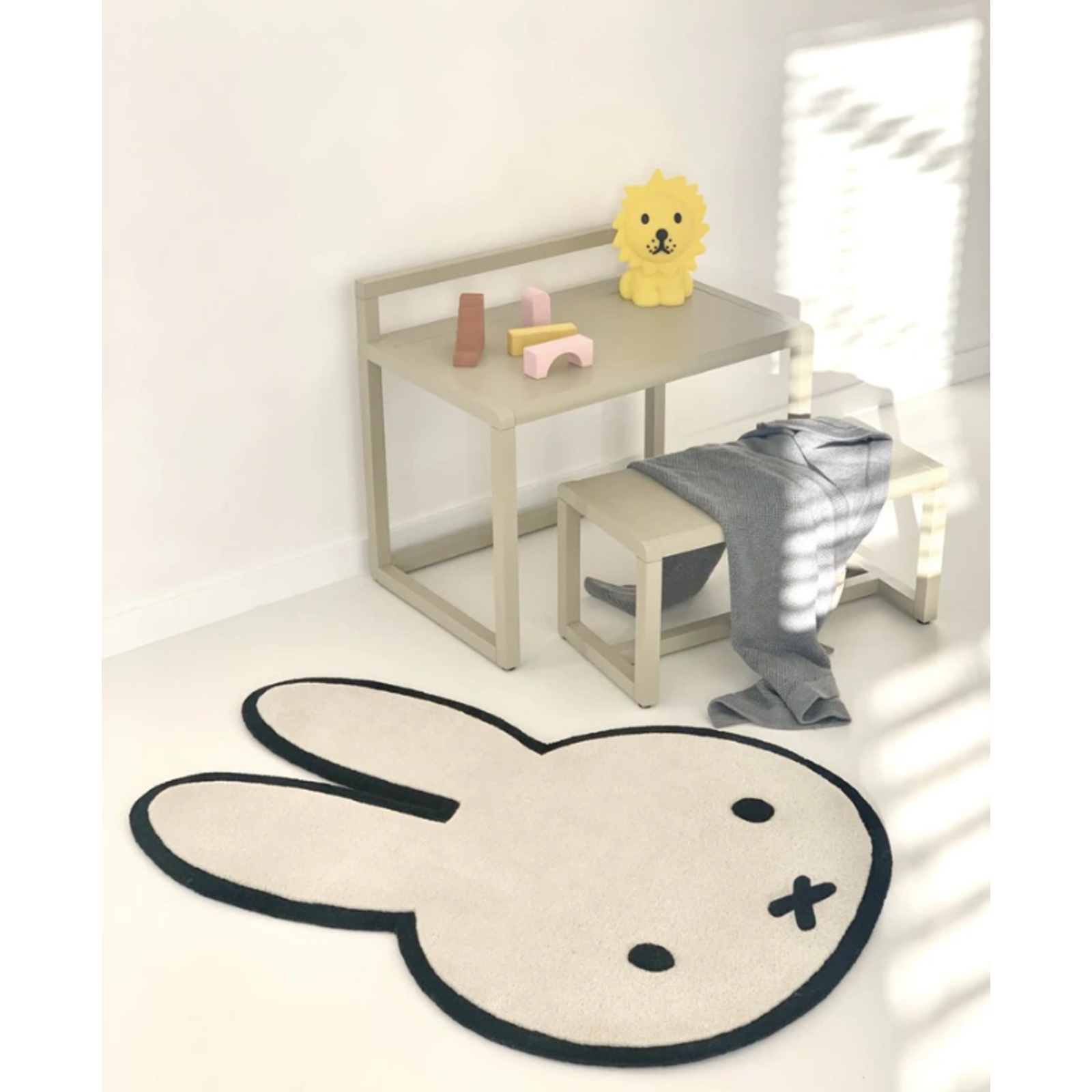 Miffy rug