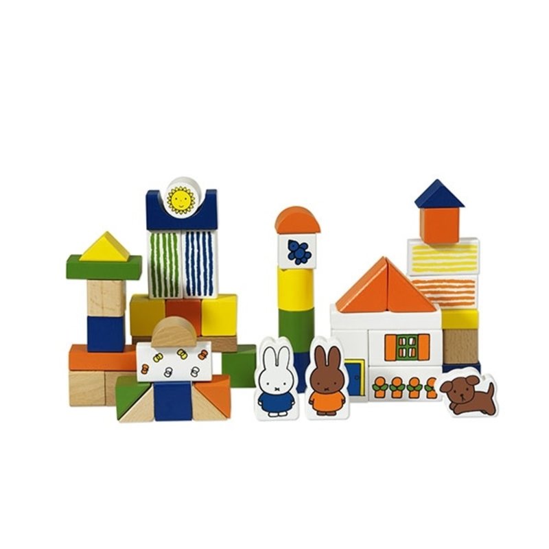 Wooden blocks set