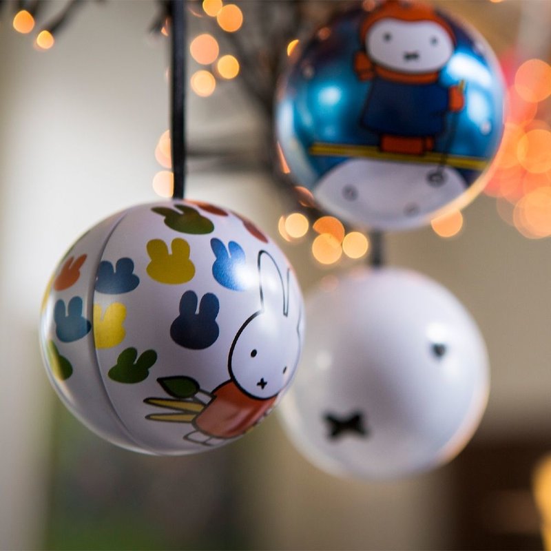 Ornament miffy winter
