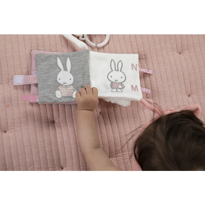 Buggyboekje nijntje pink baby rib