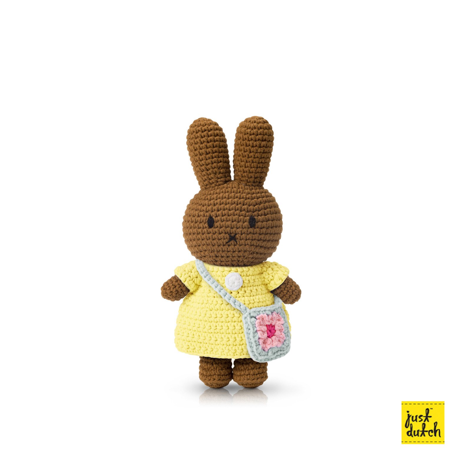 melanie handmade and her pastel yellow dress + flower bag