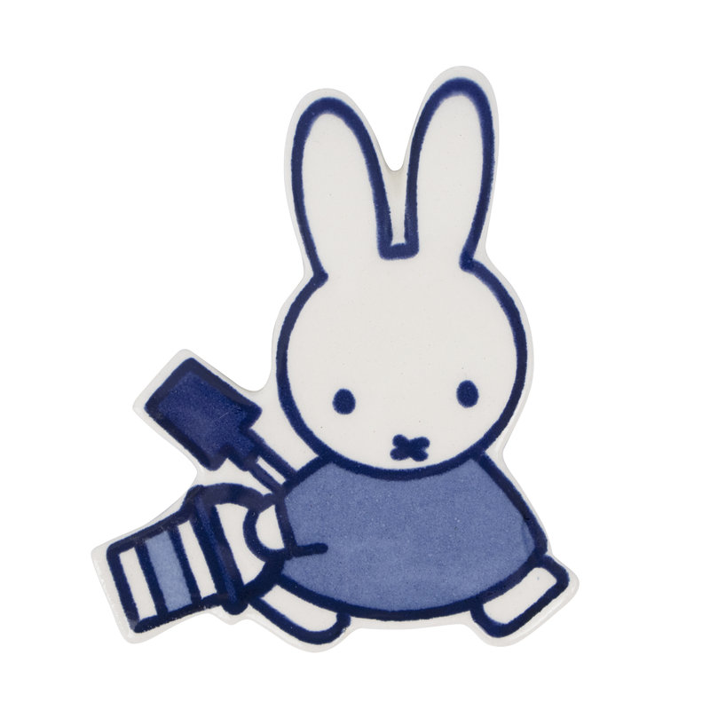 Magnet miffy to the beach