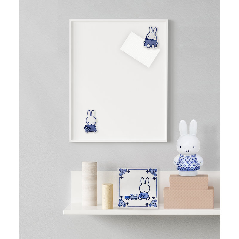 Magnet miffy to the beach