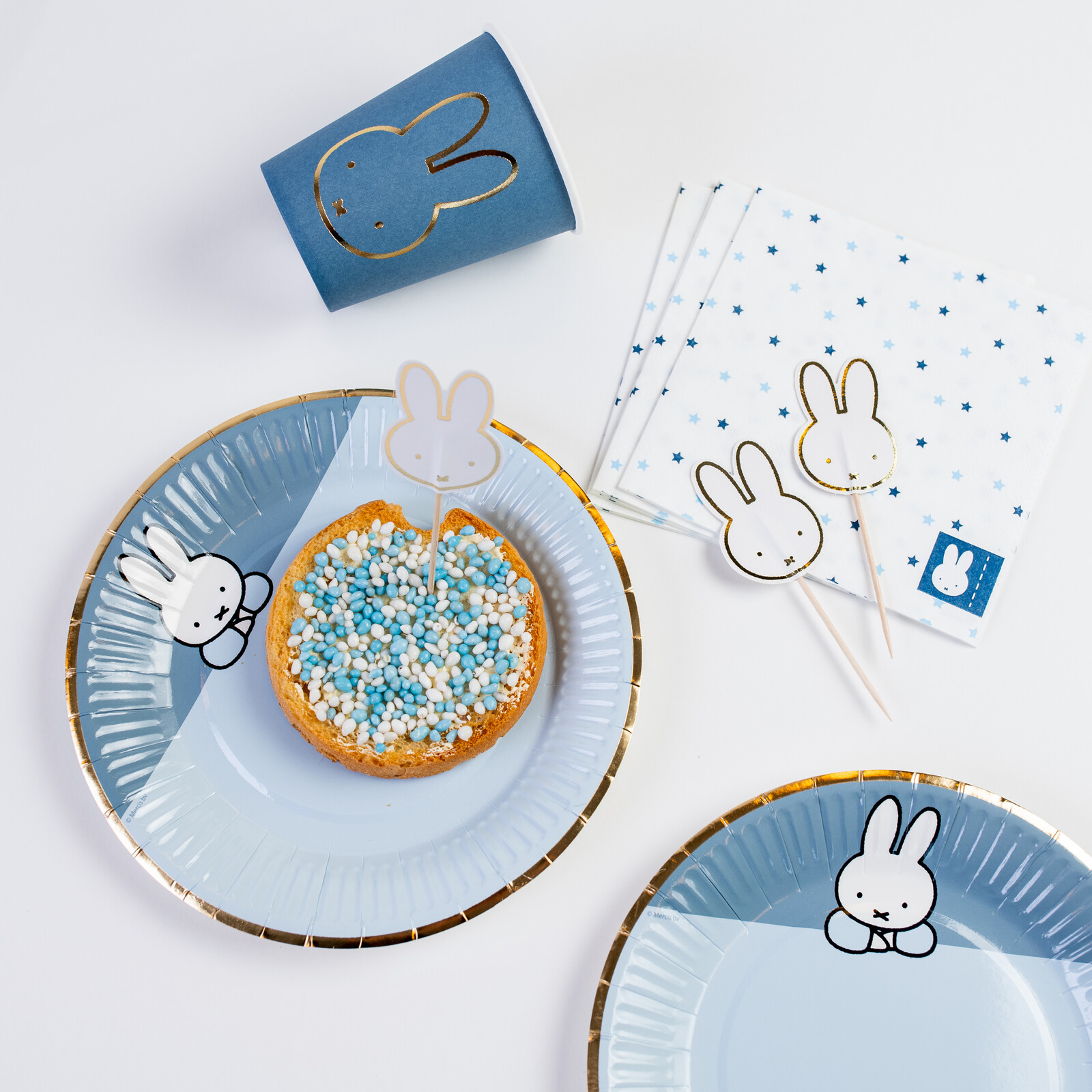 Plates miffy baby blue 18 cm 8 pieces